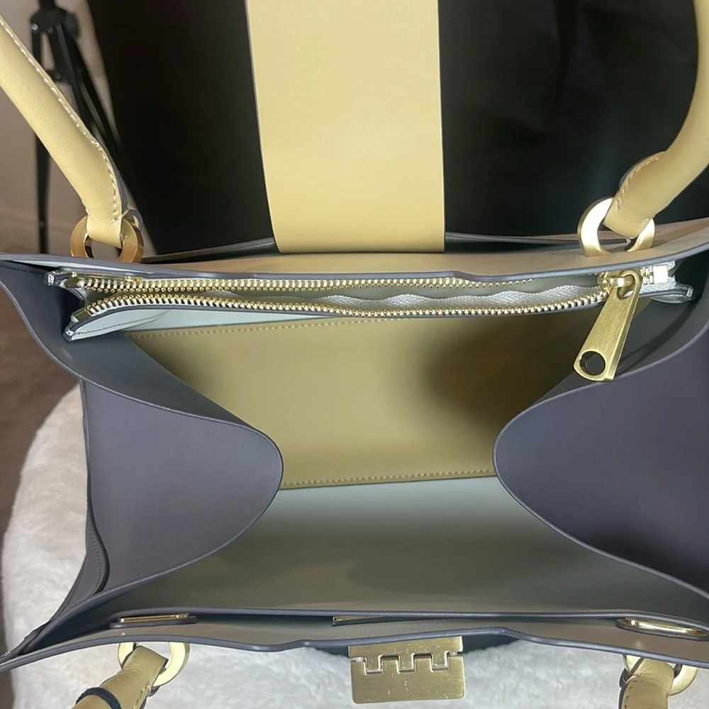 ZAC ( Zac Posen ) NWT , EARTHA MEDIUM , TOTE , off white, CHARCOAL Color. - Picture 9 of 16